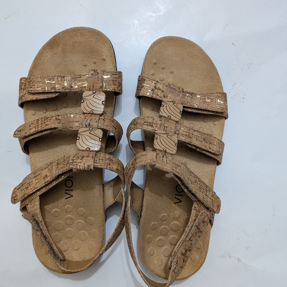 Vionic Women's Tan Sandals